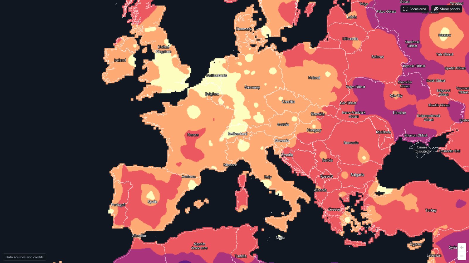 Europe, smoothed over 50 km in six classes. Yellow is the densest class.